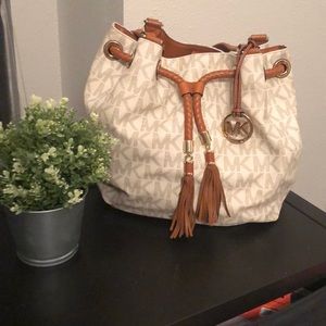 Michael Kors Tote